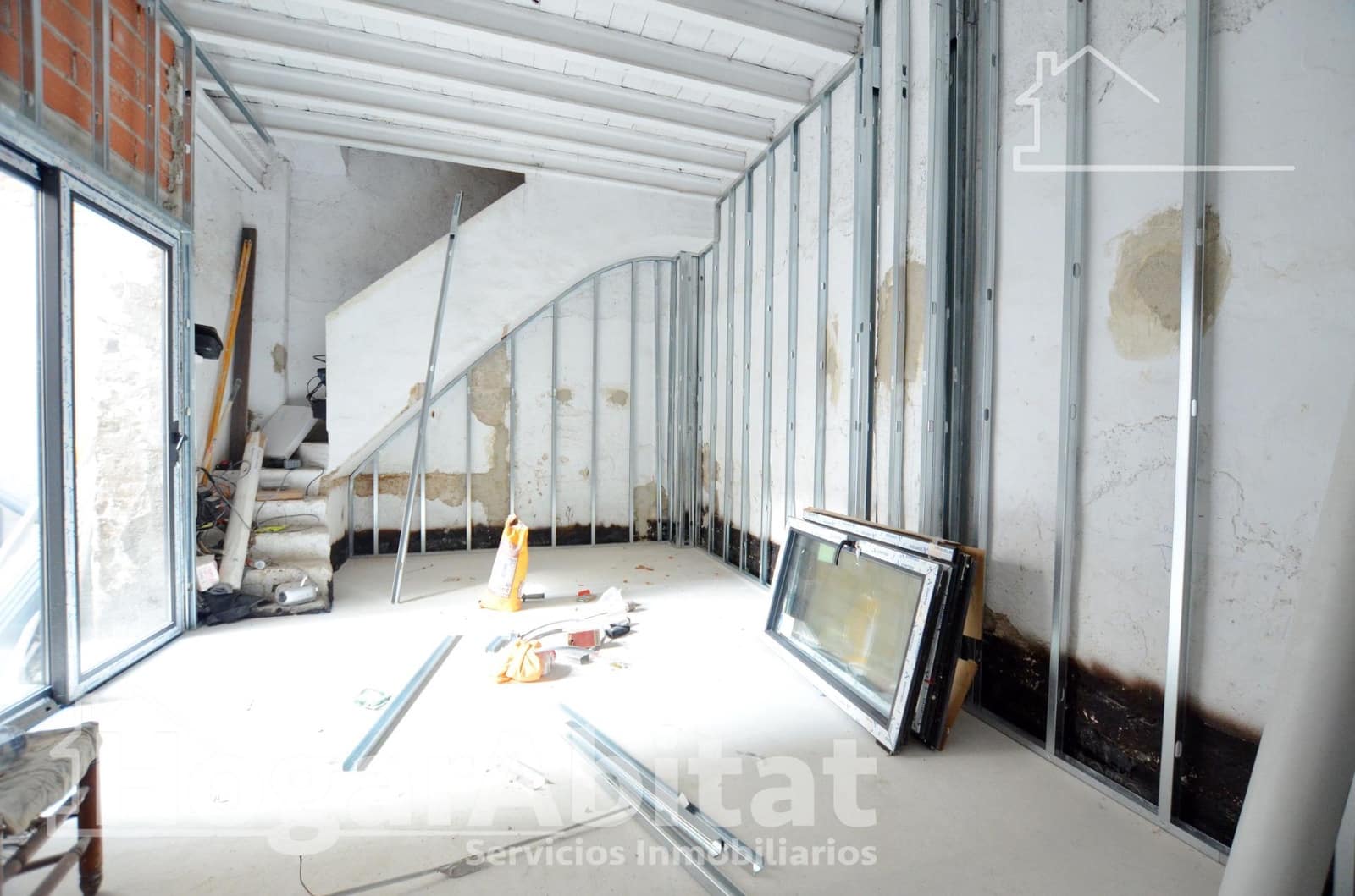 5 bedroom Townhouse for sale in Bellreguard with garage - € 445,000 (Ref: 9414337)