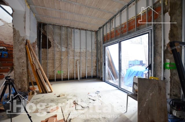 5 bedroom Townhouse for sale in Bellreguard with garage - € 445,000 (Ref: 9414337)