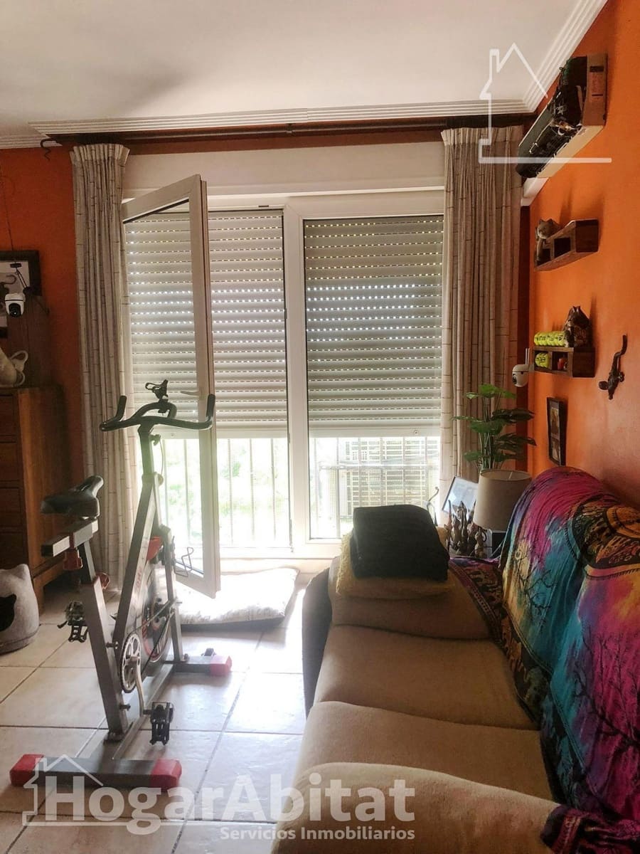 3 bedroom Flat for sale in Castello de la Plana with garage - € 200,000 (Ref: 9415989)