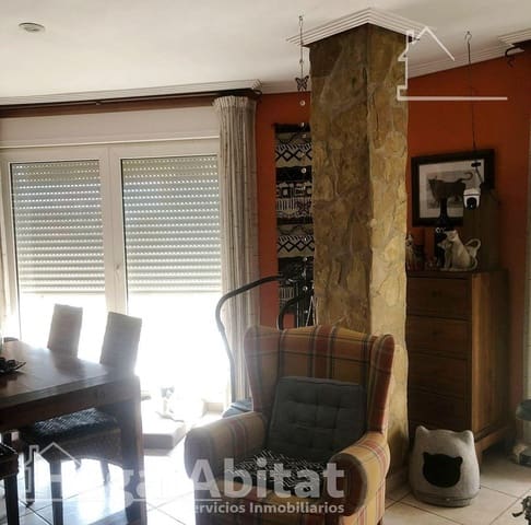 3 slaapkamer Flat te koop in Castelló de la Plana met garage - € 200.000 (Ref: 9415989)