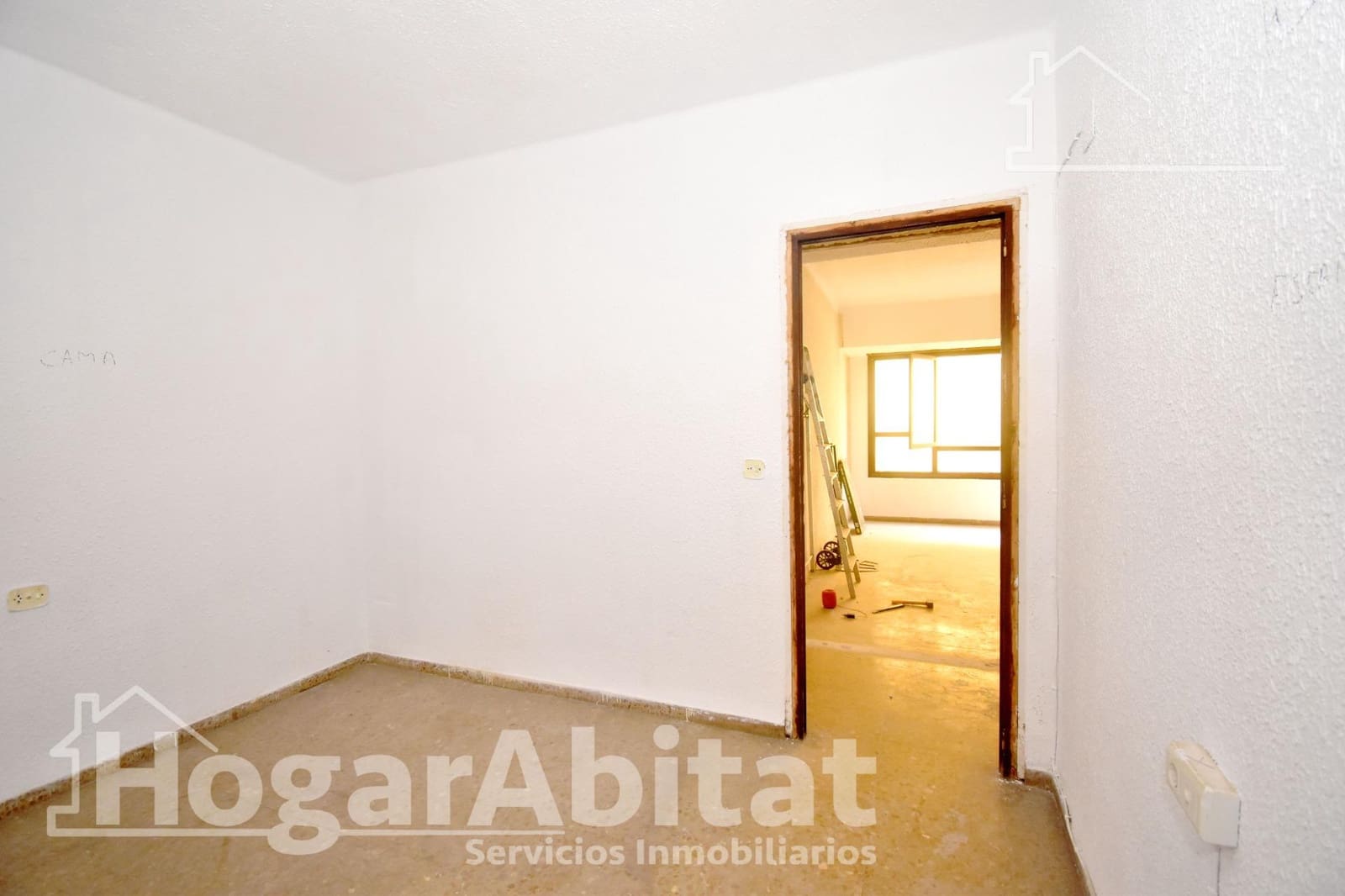 4 bedroom Flat for sale in Vila-real - € 159,900 (Ref: 9415997)