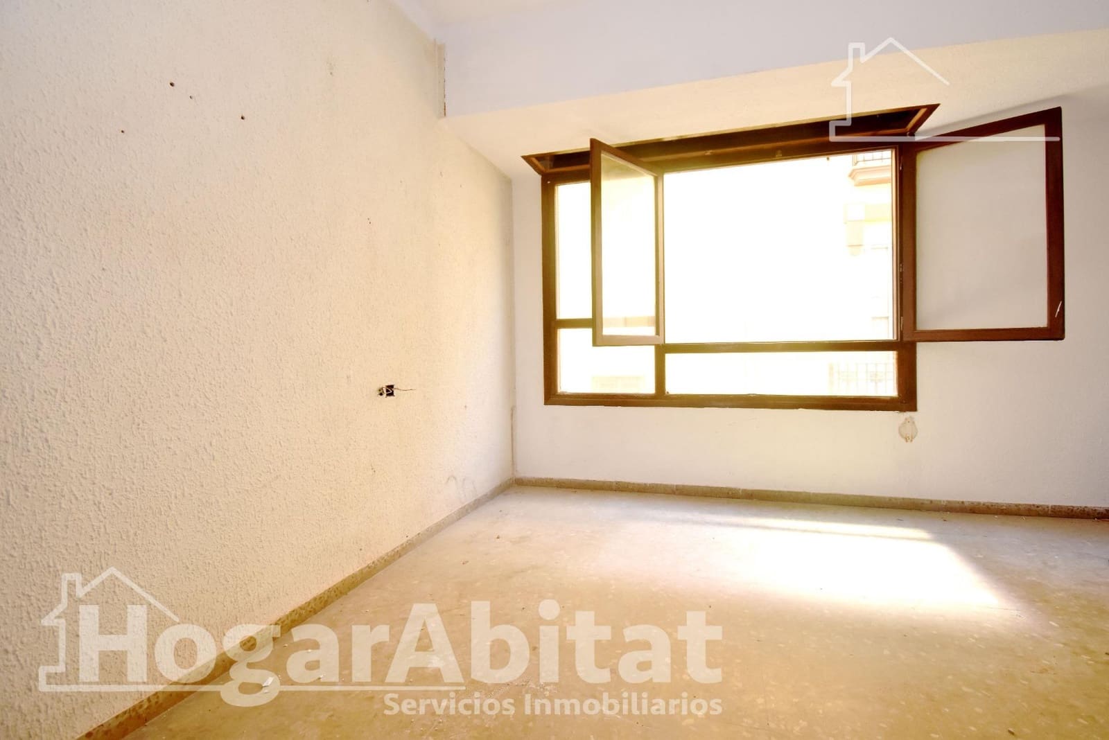 4 bedroom Flat for sale in Vila-real - € 159,900 (Ref: 9415997)