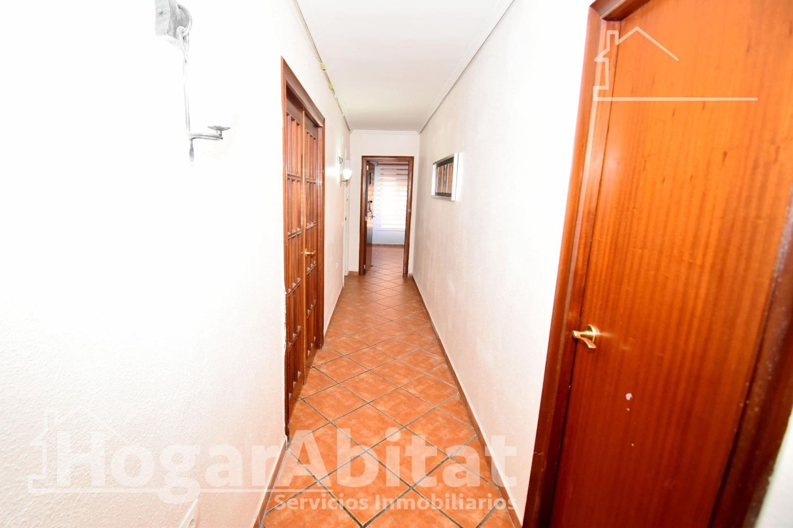 4 bedroom Flat for sale in Vila-real with garage - € 180,000 (Ref: 9416000)