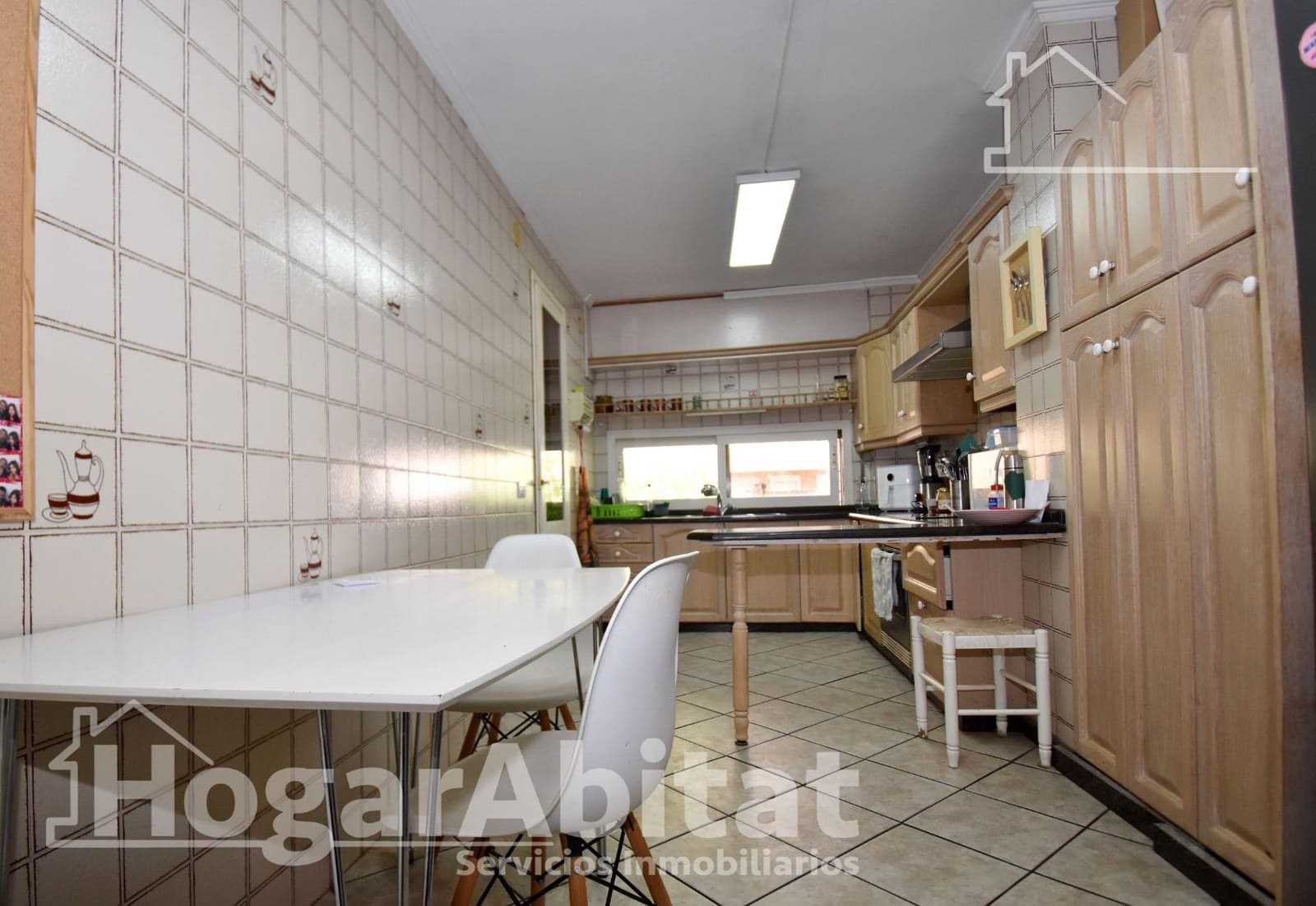 4 bedroom Flat for sale in Vila-real with garage - € 180,000 (Ref: 9416000)