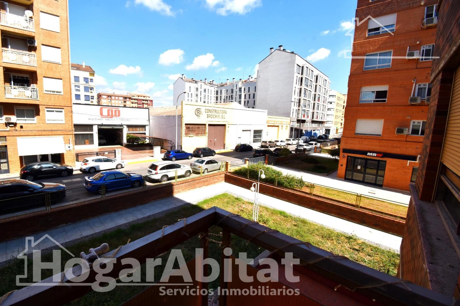 4 bedroom Flat for sale in Vila-real with garage - € 180,000 (Ref: 9416000)