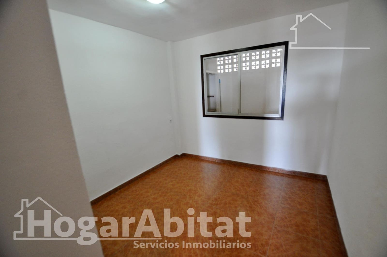2 bedroom Flat for sale in Puig with pool garage - € 275,000 (Ref: 9416003)