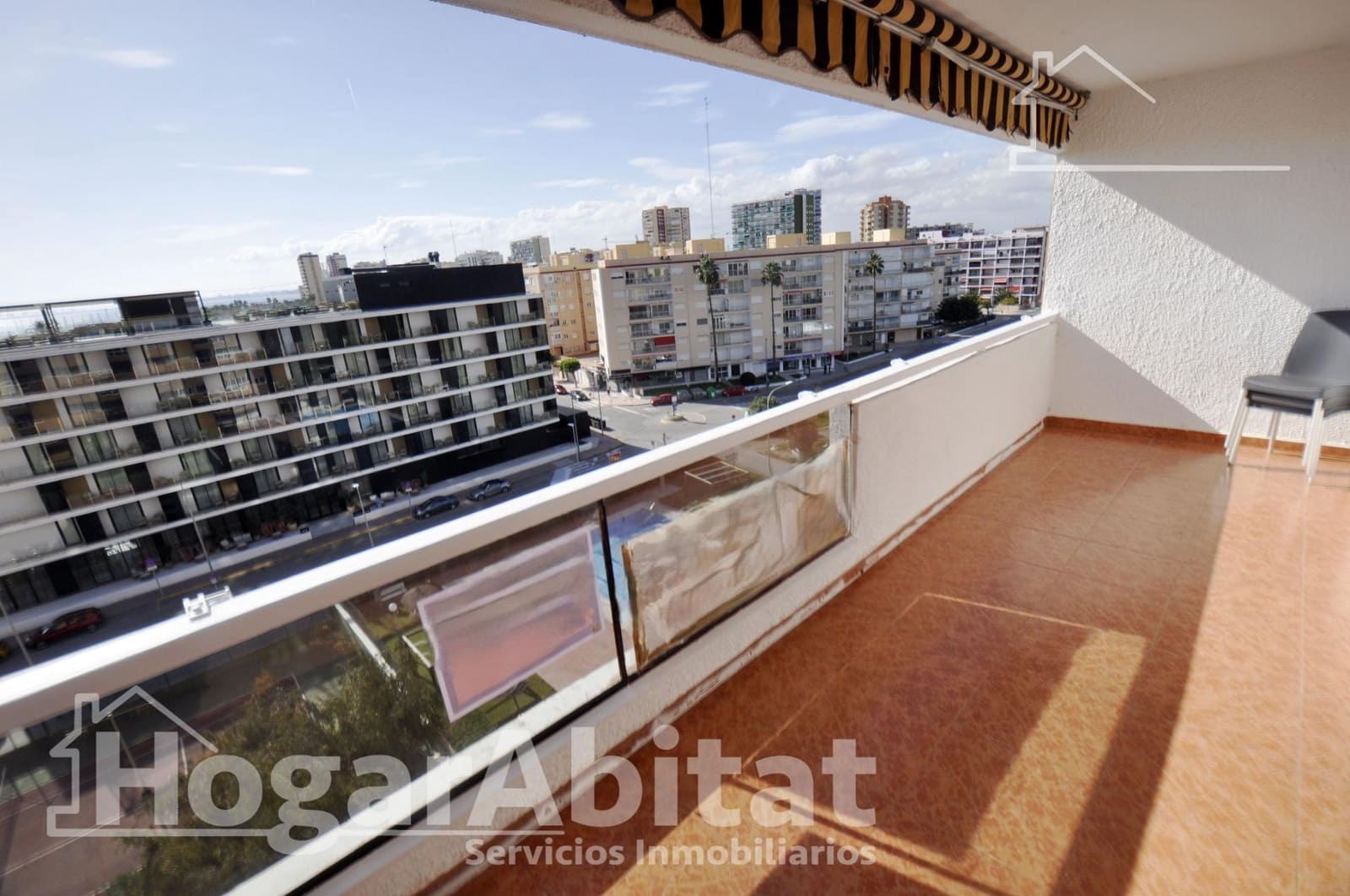 2 bedroom Flat for sale in Puig with pool garage - € 275,000 (Ref: 9416003)