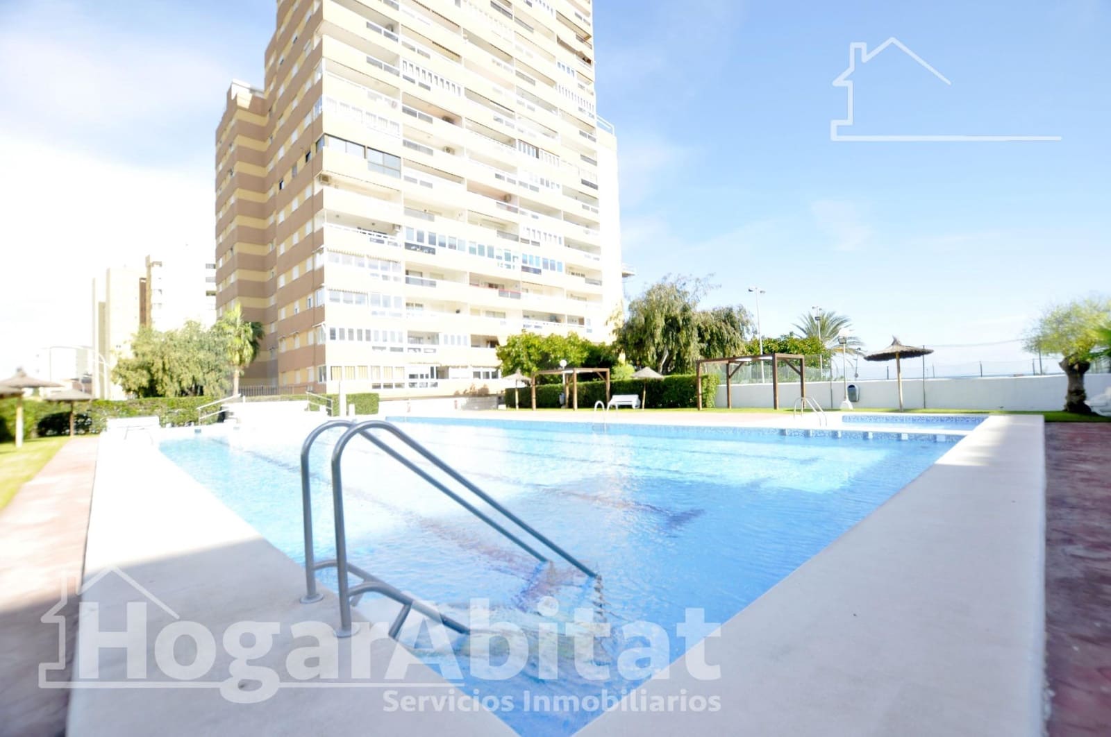2 bedroom Flat for sale in Puig with pool garage - € 275,000 (Ref: 9416003)