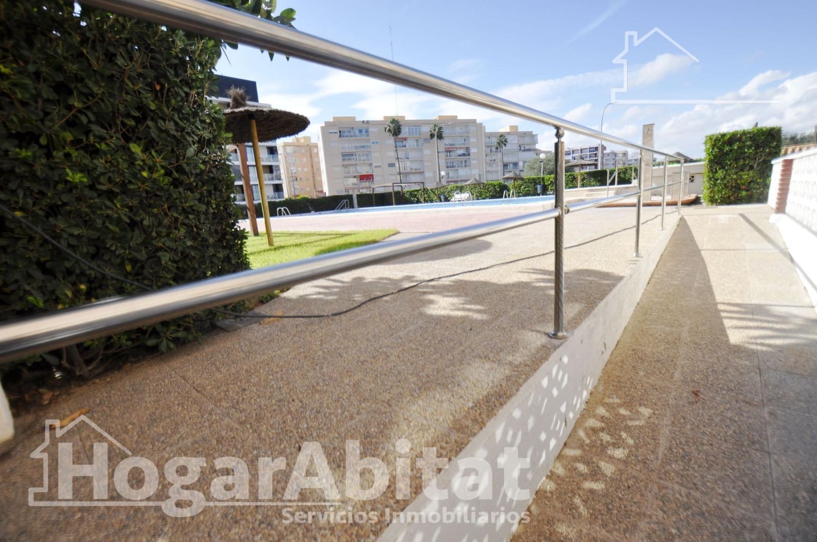 2 bedroom Flat for sale in Puig with pool garage - € 275,000 (Ref: 9416003)