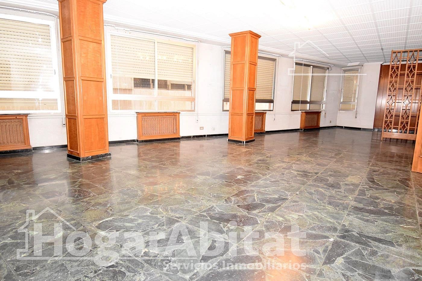 7 bedroom Flat for sale in Castello de la Plana - € 300,000 (Ref: 9416010)