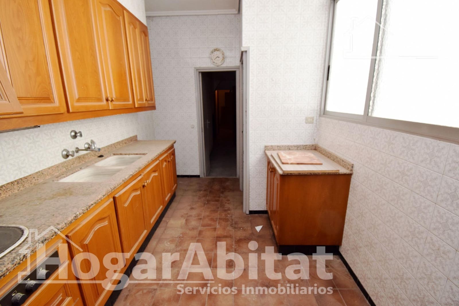 5 quarto Casa em Banda para venda em Castello de la Plana com garagem - 215 000 € (Ref: 9417600)