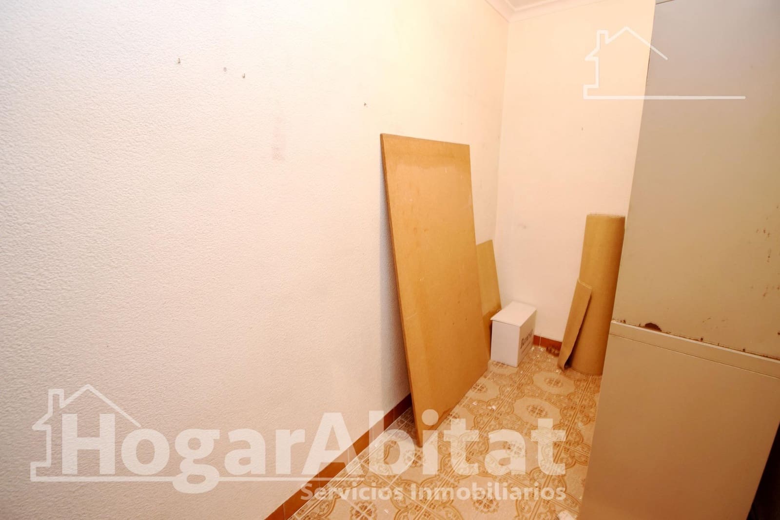 5 quarto Casa em Banda para venda em Castello de la Plana com garagem - 215 000 € (Ref: 9417600)
