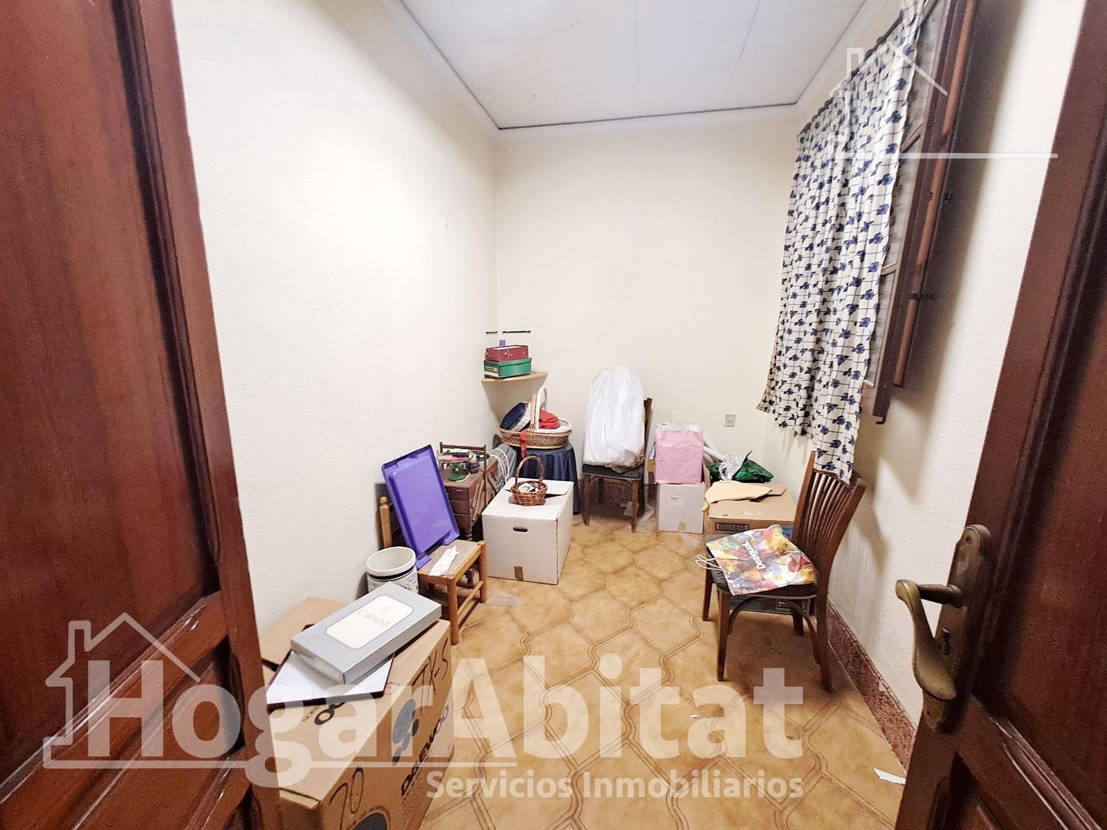 5 quarto Casa em Banda para venda em Castello de la Plana com garagem - 215 000 € (Ref: 9417600)