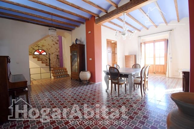 5 bedroom Townhouse for sale in Palma de Gandía - € 350,000 (Ref: 9417603)