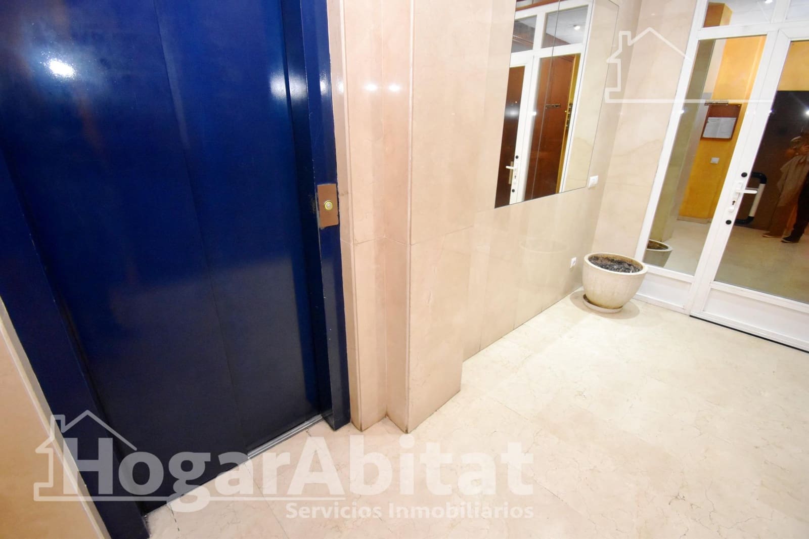 2 bedroom Flat for sale in Castello de la Plana with garage - € 174,900 (Ref: 9419809)