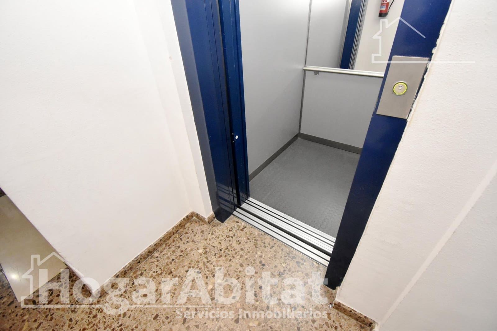 2 bedroom Flat for sale in Castello de la Plana with garage - € 174,900 (Ref: 9419809)