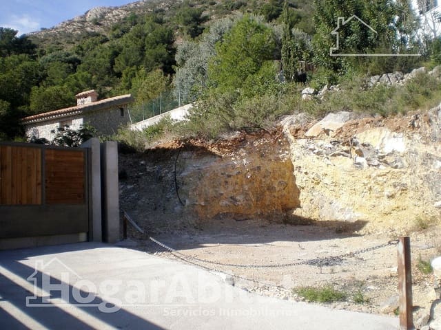 2 bedroom Villa for sale in Castelló de la Plana with garage - € 98,000 (Ref: 9419820)