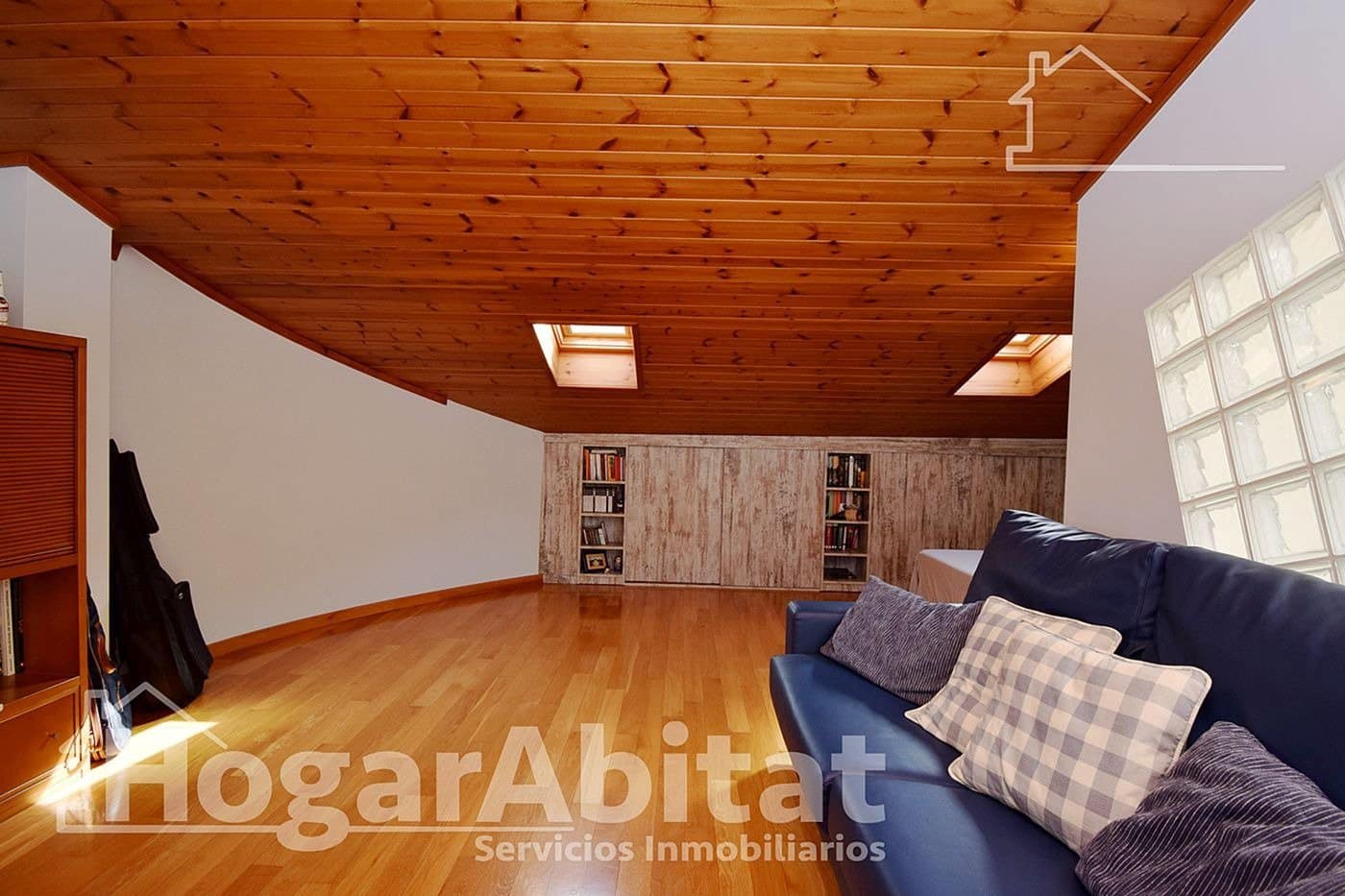 4 soverom Rekkehus til salgs i Vila-real med garasje - € 370 000 (Ref: 9419830)