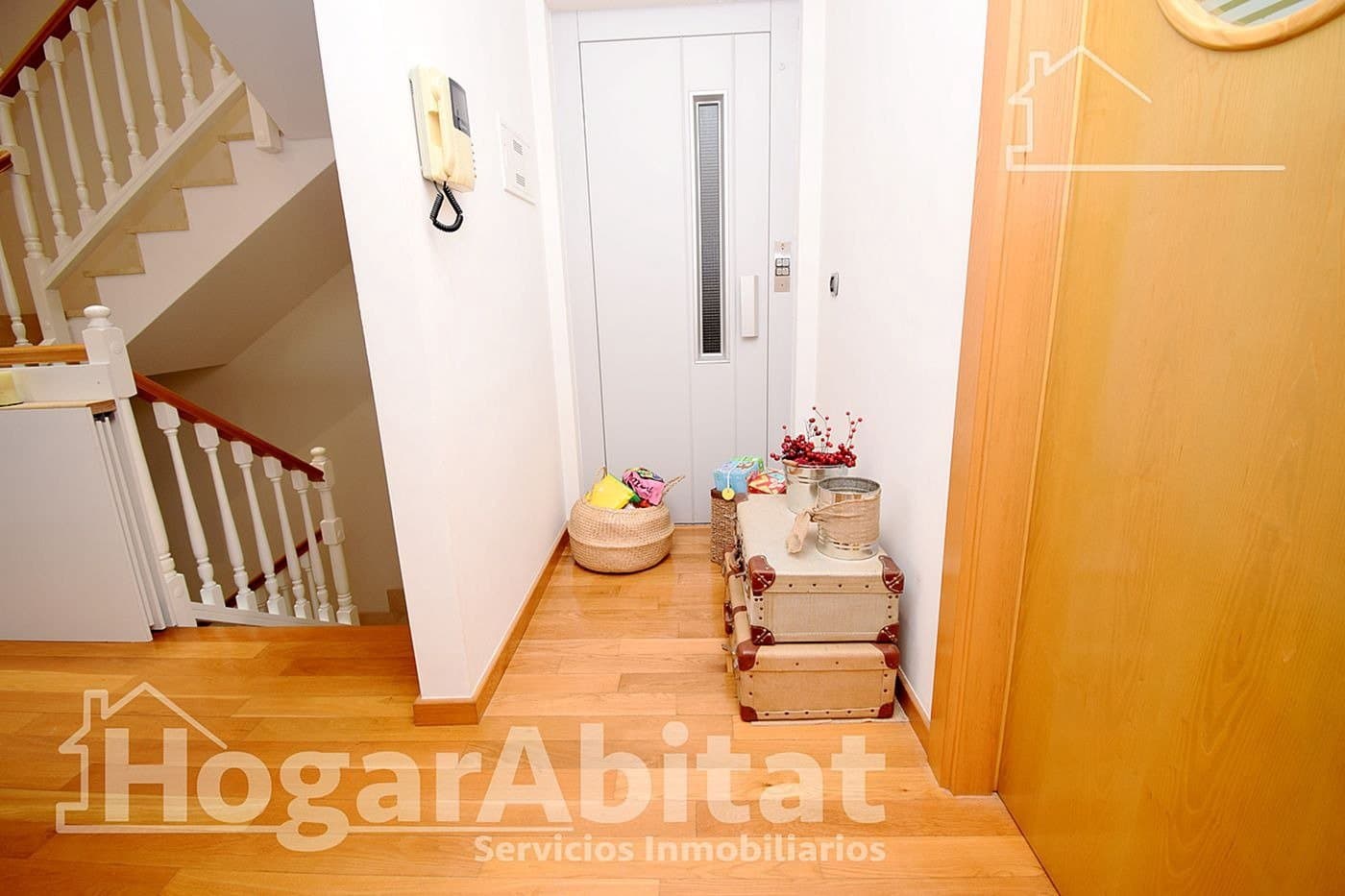 4 soverom Rekkehus til salgs i Vila-real med garasje - € 370 000 (Ref: 9419830)