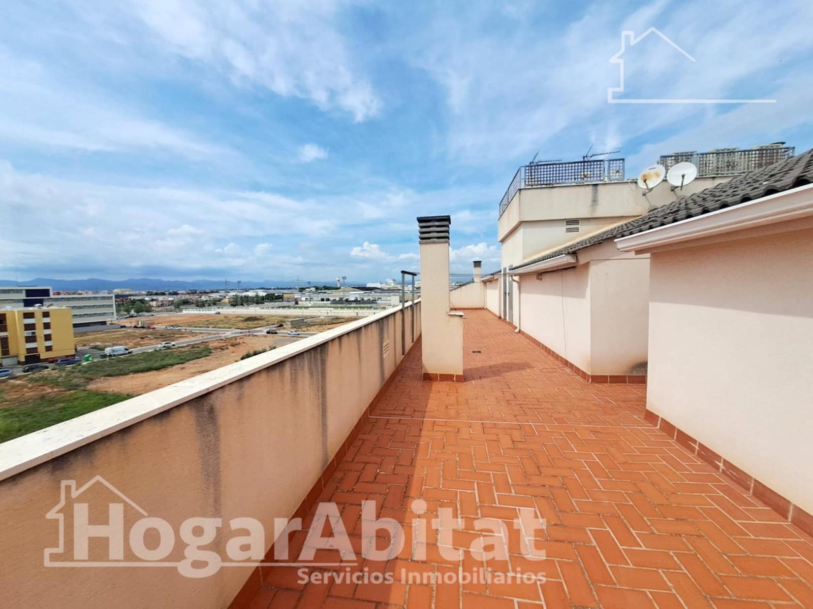 2 sovrum Takvåning till salu i Almassora / Almazora med garage - 135 000 € (Ref: 9419839)