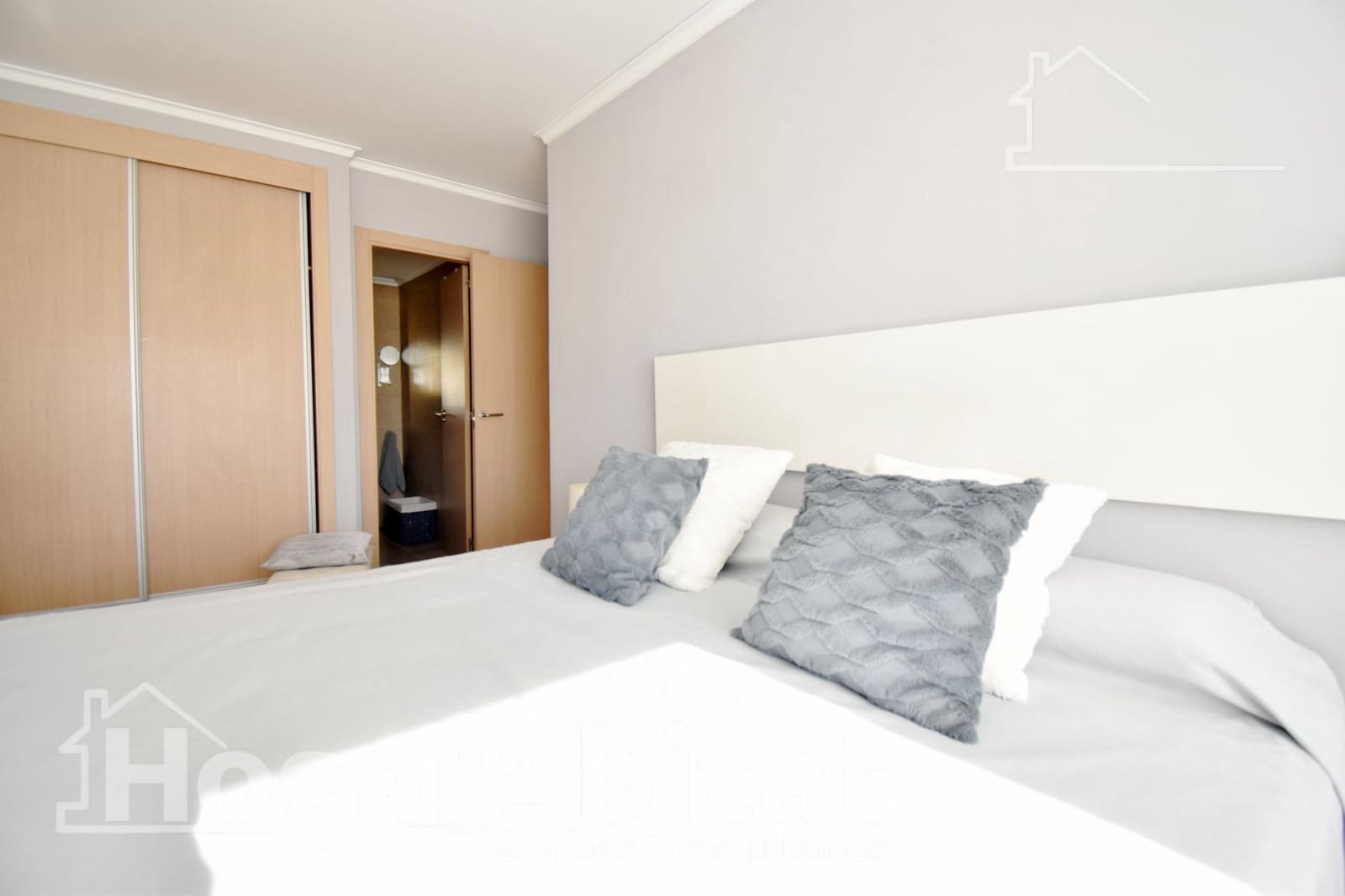 Piso de 3 habitaciones en Castelló de la Plana en venta con garaje - 220.000 € (Ref: 9419846)