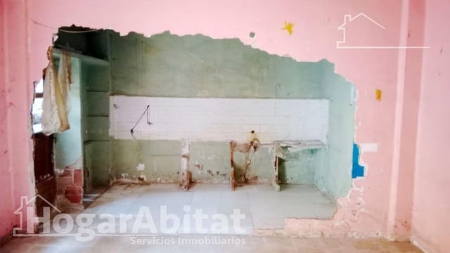 3 bedroom Townhouse for sale in Alginet - € 60,000 (Ref: 9419957)