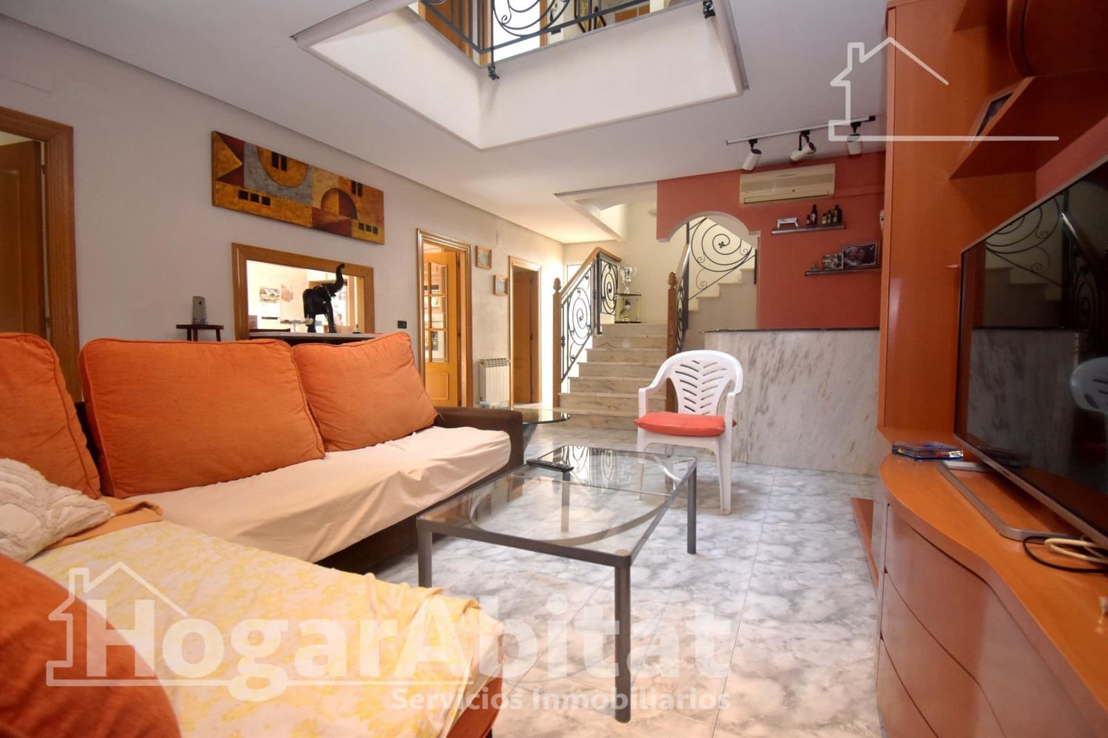 Casa de 7 habitaciones en Chilches en venta con garaje - 295.000 € (Ref: 9419958)