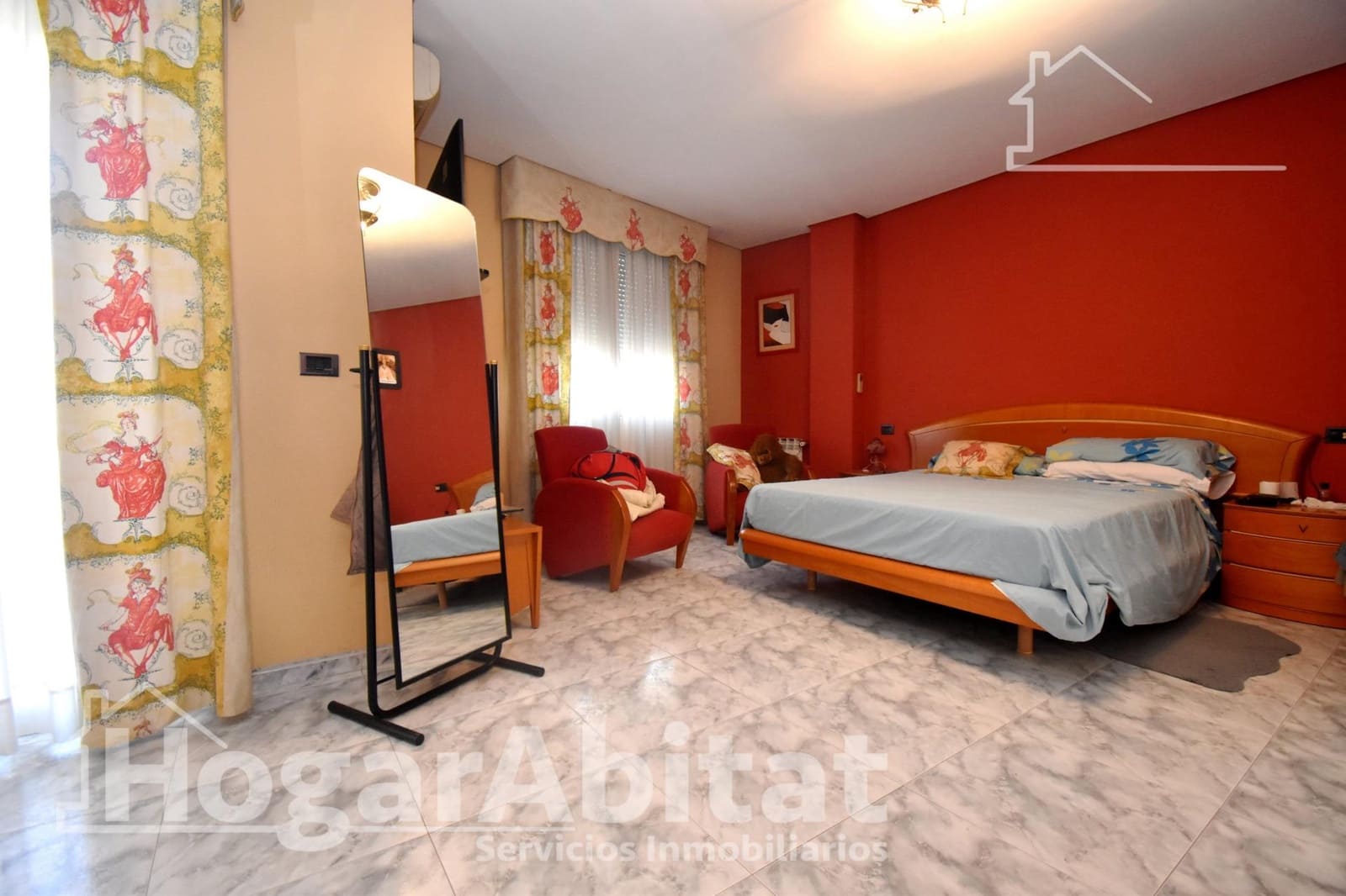 Casa de 7 habitaciones en Chilches en venta con garaje - 295.000 € (Ref: 9419958)