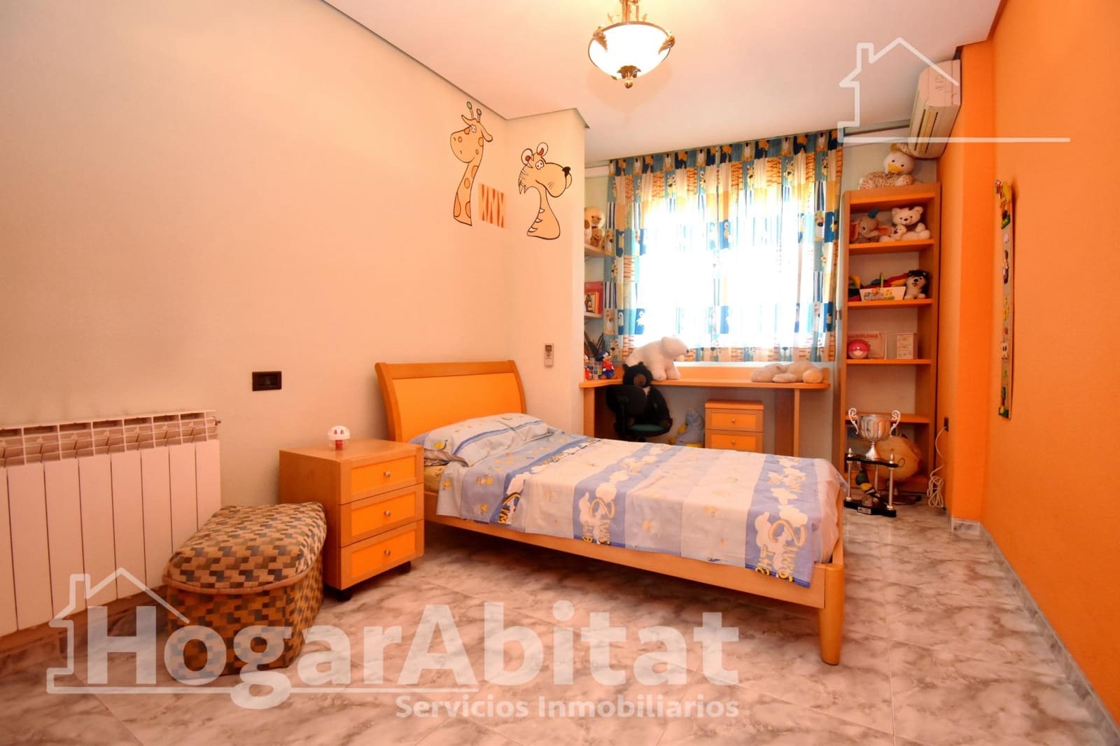 Casa de 7 habitaciones en Chilches en venta con garaje - 295.000 € (Ref: 9419958)