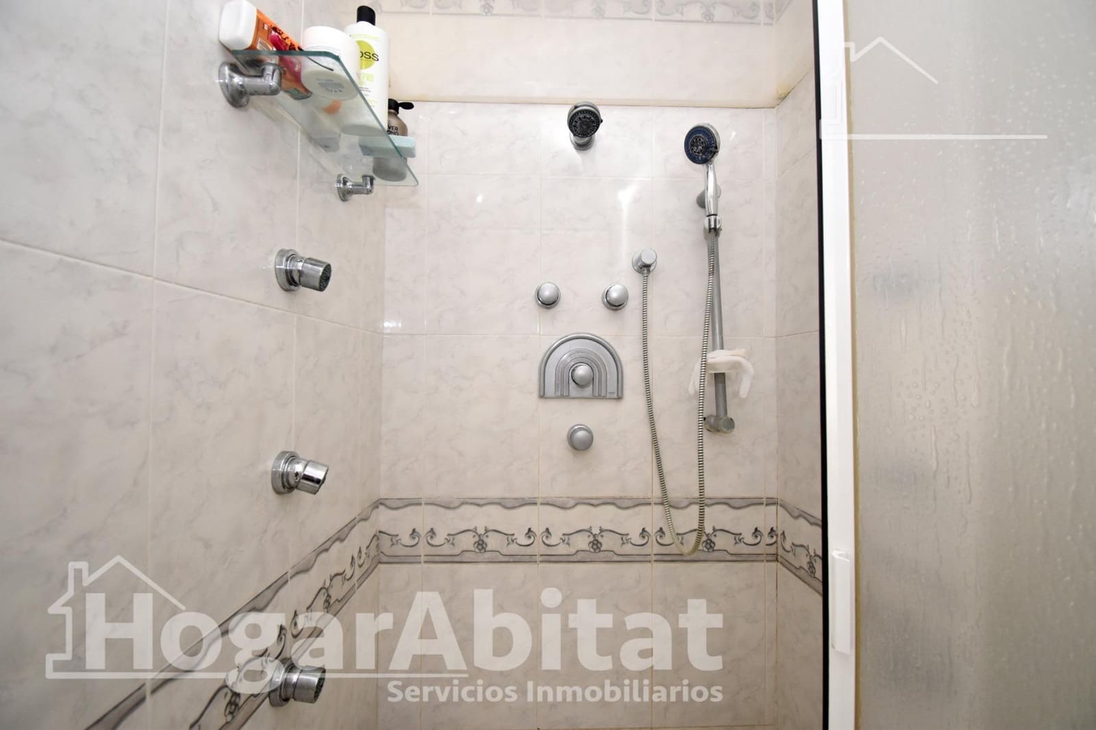 Casa de 7 habitaciones en Chilches en venta con garaje - 295.000 € (Ref: 9419958)