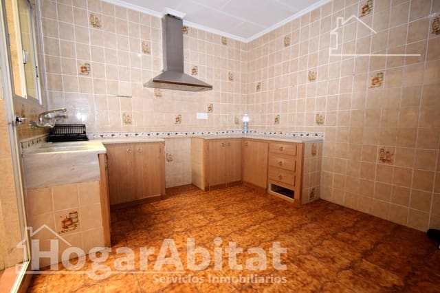 5 soveværelse Byhus til salg i Cheste med garage - € 229.900 (Ref: 9419961)