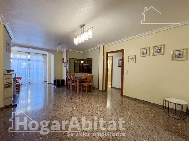 Piso de 3 habitaciones en Tavernes de la Valldigna en venta - 127.000 € (Ref: 9422493)