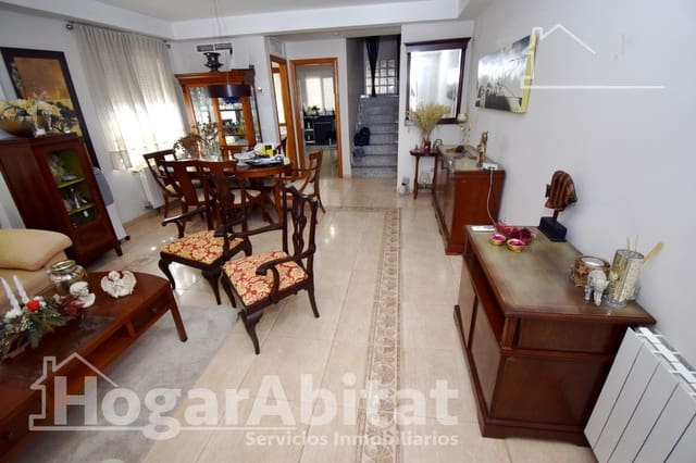 4 sovrum Radhus till salu i Chilches med pool garage - 425 000 € (Ref: 9422507)