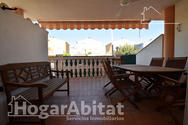 3 bedroom Terraced Villa for sale in Moncofa with garage - € 175,500 (Ref: 9422518)