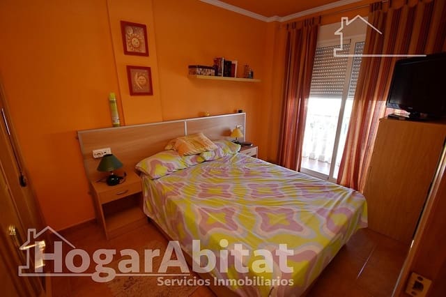3 bedroom Terraced Villa for sale in Moncofa with garage - € 175,500 (Ref: 9422518)