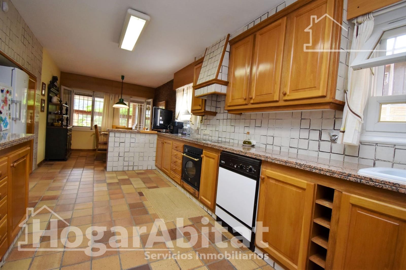 5 soveværelse Villa til salg i Benicassim med swimmingpool garage - € 850.000 (Ref: 9422520)