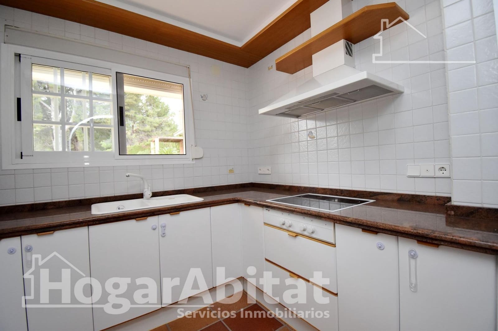 5 soveværelse Villa til salg i Benicassim med swimmingpool garage - € 850.000 (Ref: 9422520)