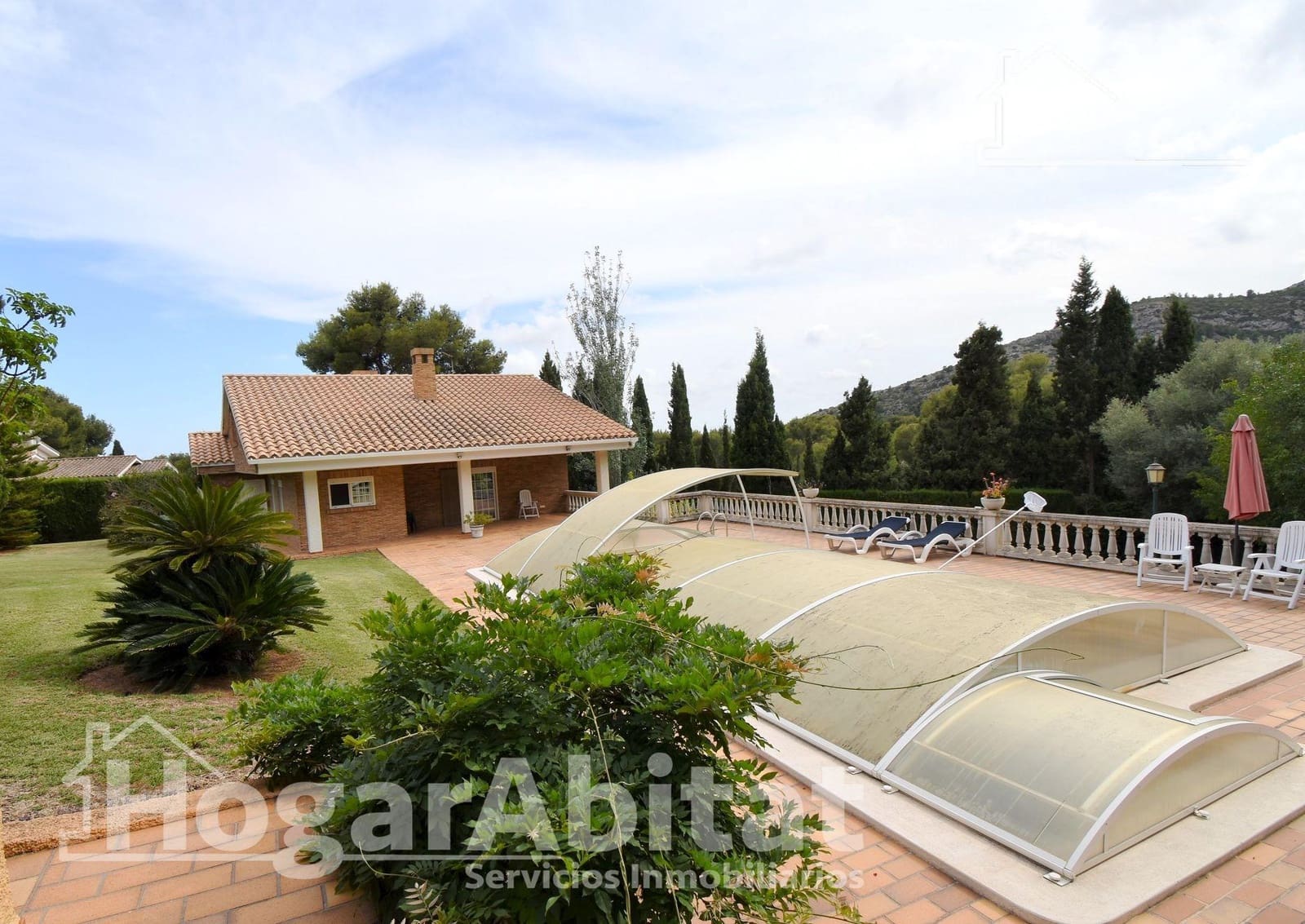 5 soveværelse Villa til salg i Benicassim med swimmingpool garage - € 850.000 (Ref: 9422520)