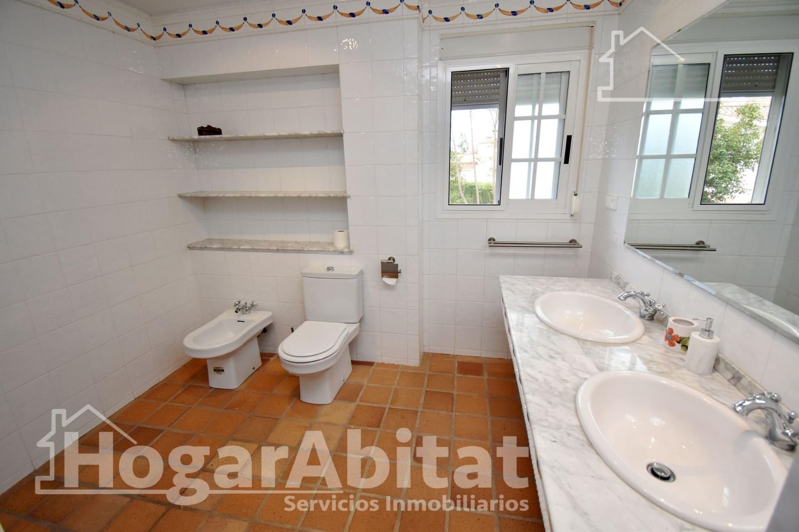 5 soveværelse Villa til salg i Benicassim med swimmingpool garage - € 850.000 (Ref: 9422520)