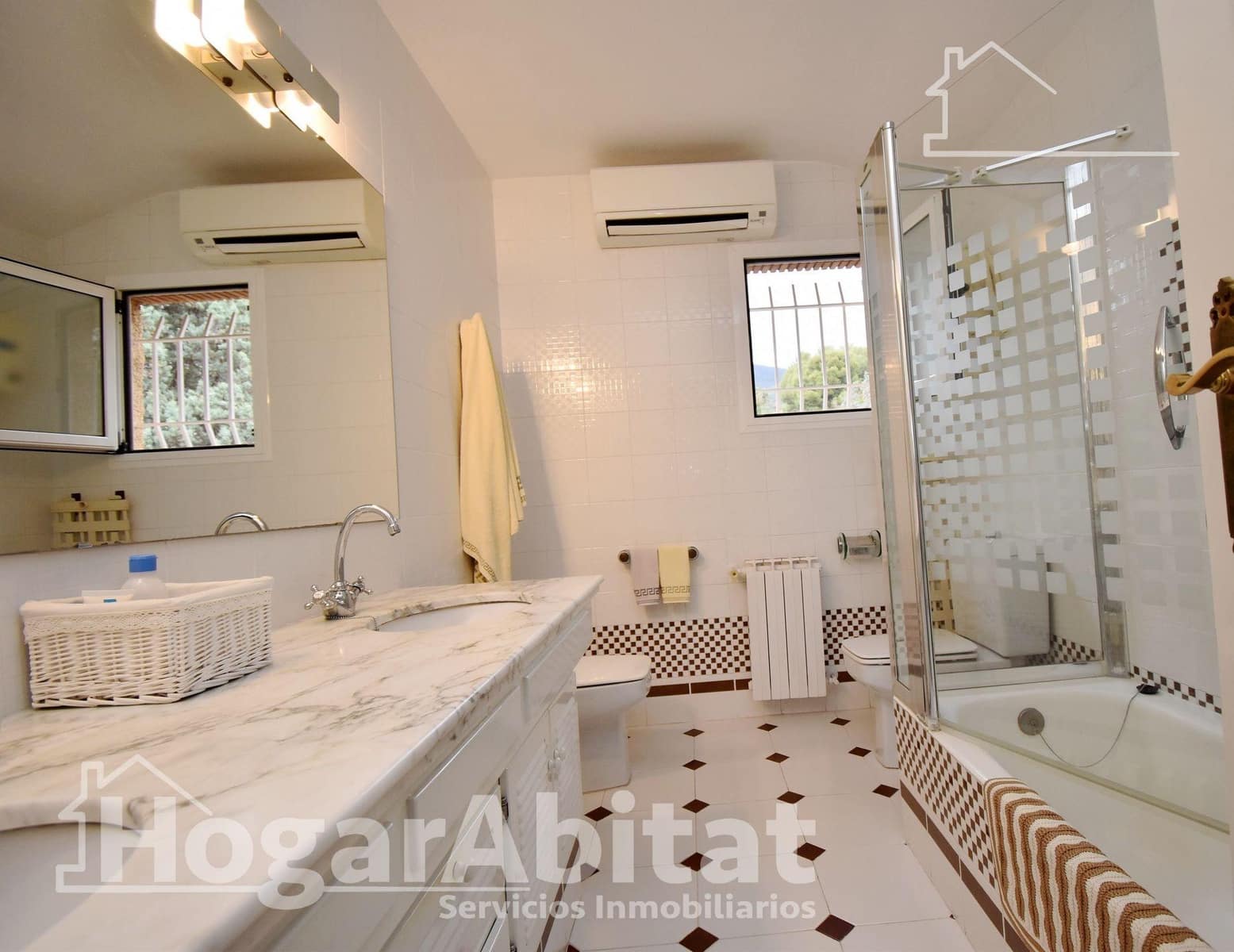 5 soveværelse Villa til salg i Benicassim med swimmingpool garage - € 850.000 (Ref: 9422520)