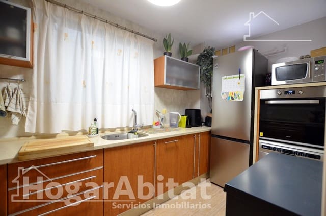 4 bedroom Flat for sale in Alicante / Alacant city with garage - € 435,000 (Ref: 9422525)