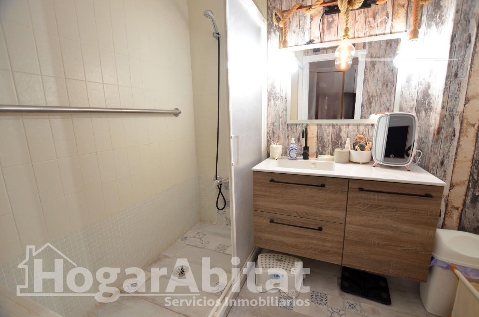 4 bedroom Flat for sale in Alicante / Alacant city with garage - € 435,000 (Ref: 9422525)