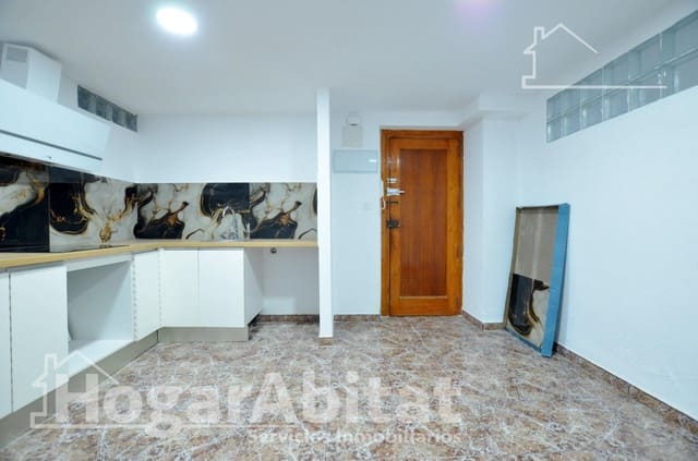 5 bedroom Flat for sale in Tavernes de la Valldigna - € 125,000 (Ref: 9422528)