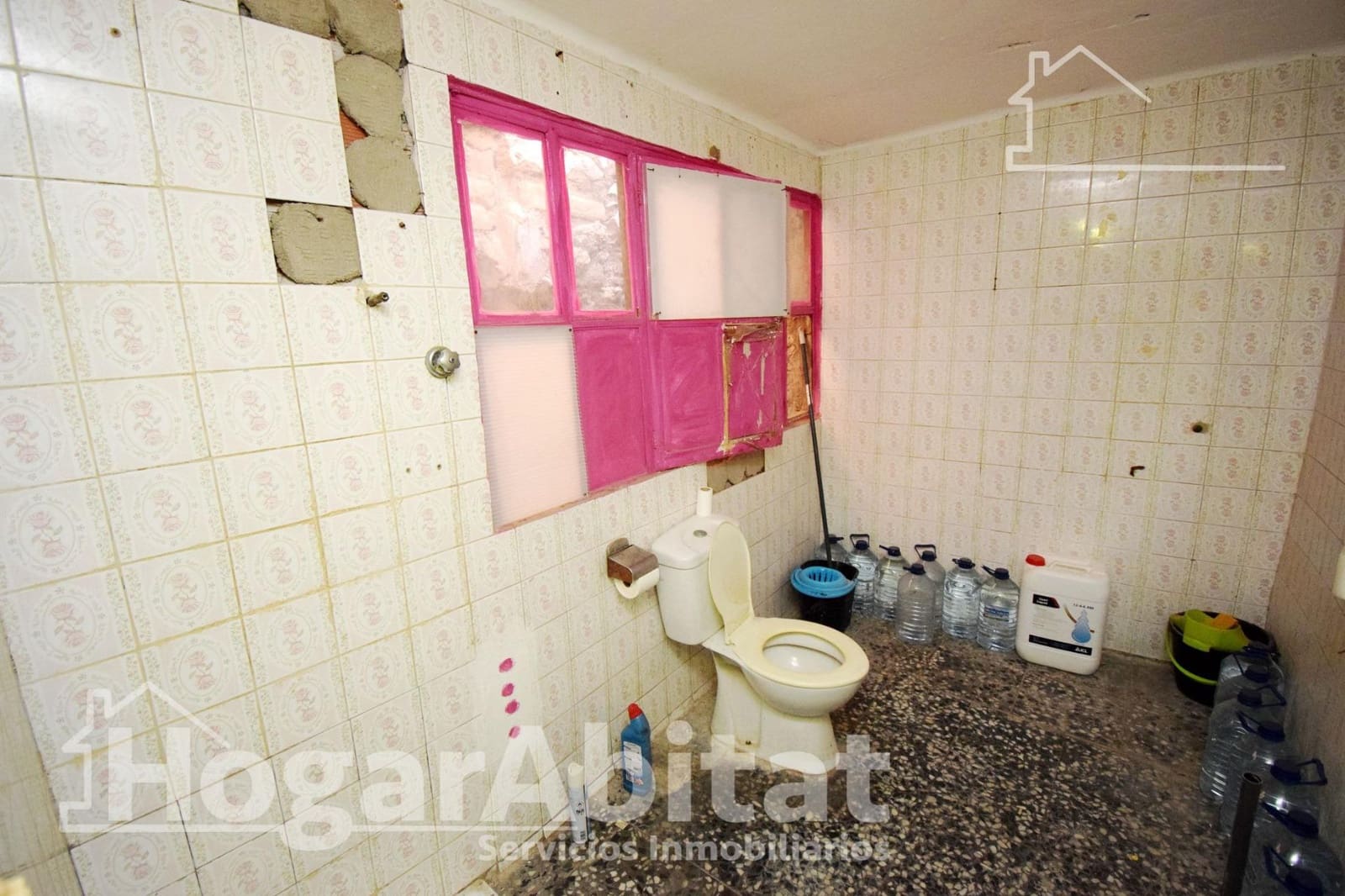 6 bedroom Townhouse for sale in L'Alcora - € 75,000 (Ref: 9422533)