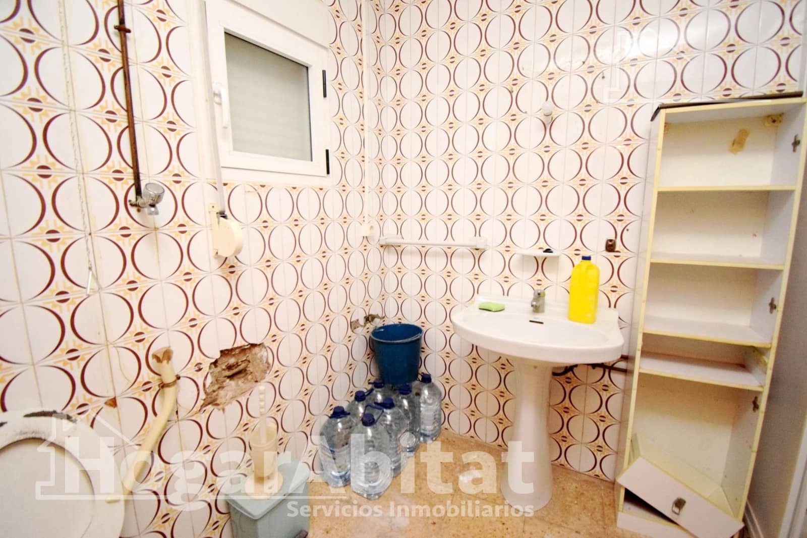 6 bedroom Townhouse for sale in L'Alcora - € 75,000 (Ref: 9422533)