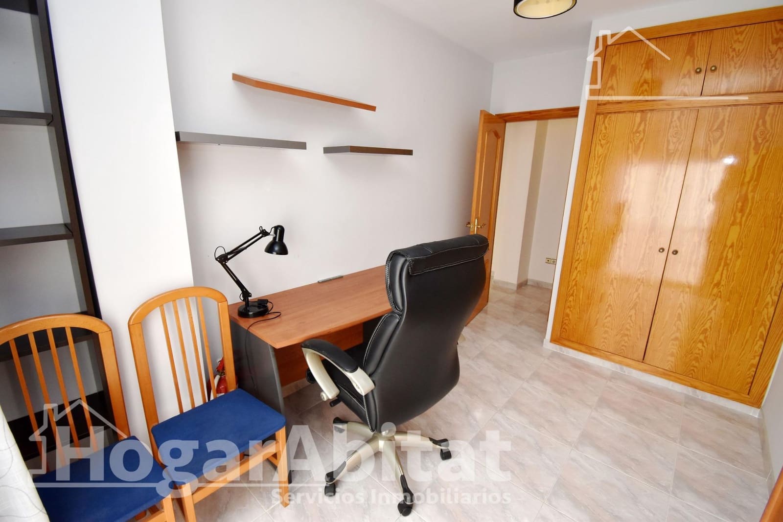 6 bedroom Townhouse for sale in Vila-real with garage - € 325,000 (Ref: 9422535)