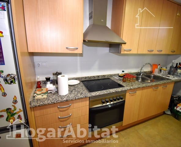 3 bedroom Flat for sale in Castelló de la Plana with pool garage - € 305,000 (Ref: 9427266)