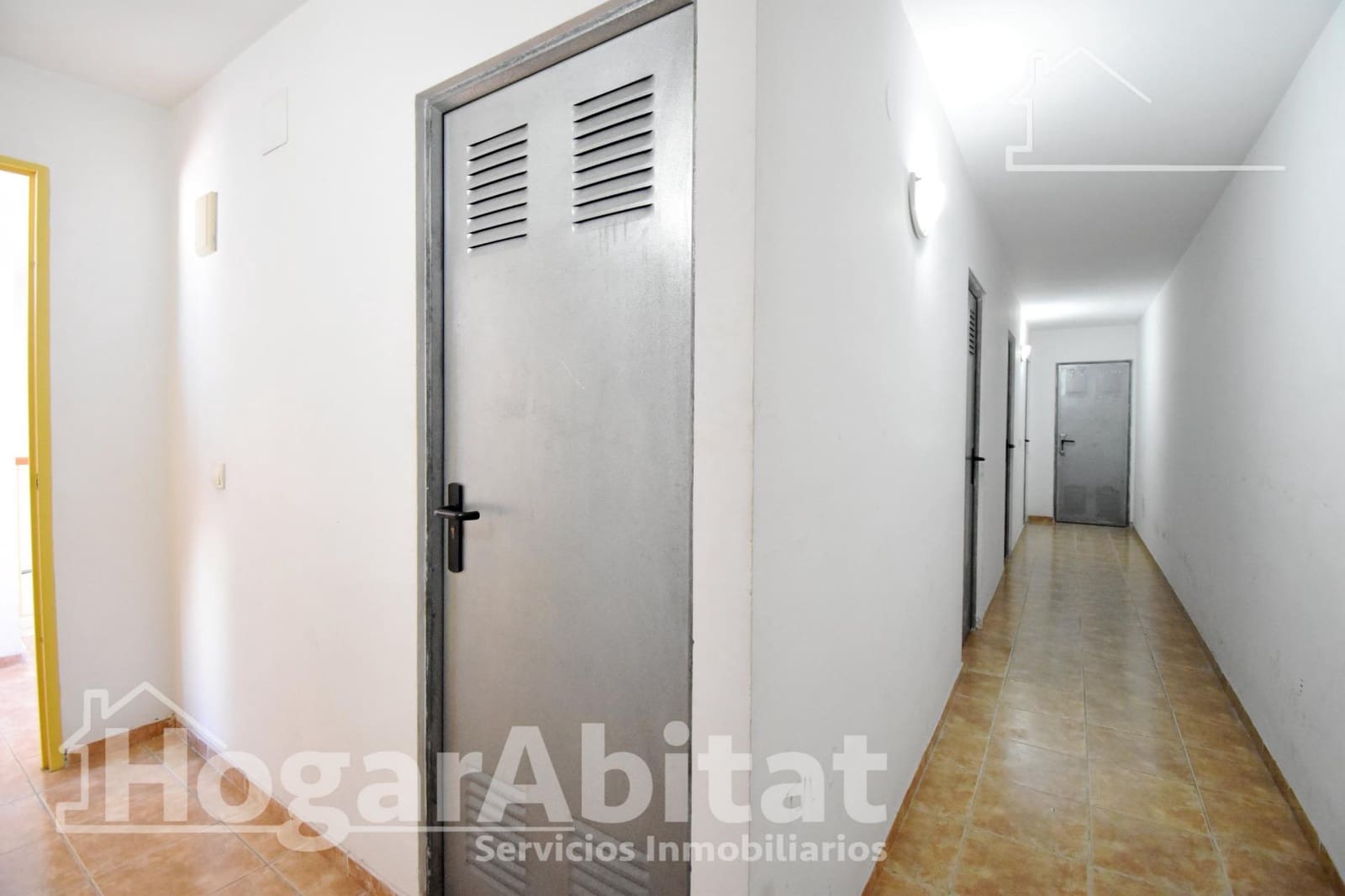 3 sovrum Lägenhet till salu i Oliva med garage - 155 000 € (Ref: 9427271)