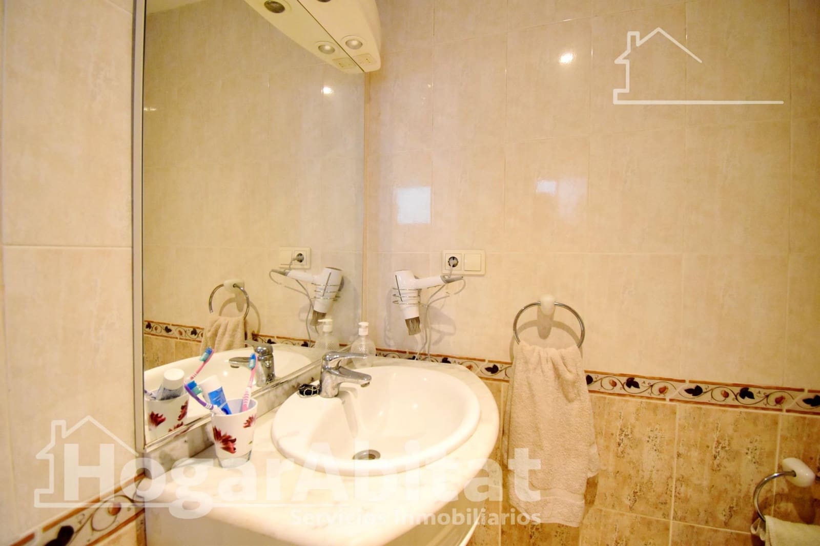 3 sovrum Lägenhet till salu i Oliva med garage - 155 000 € (Ref: 9427271)