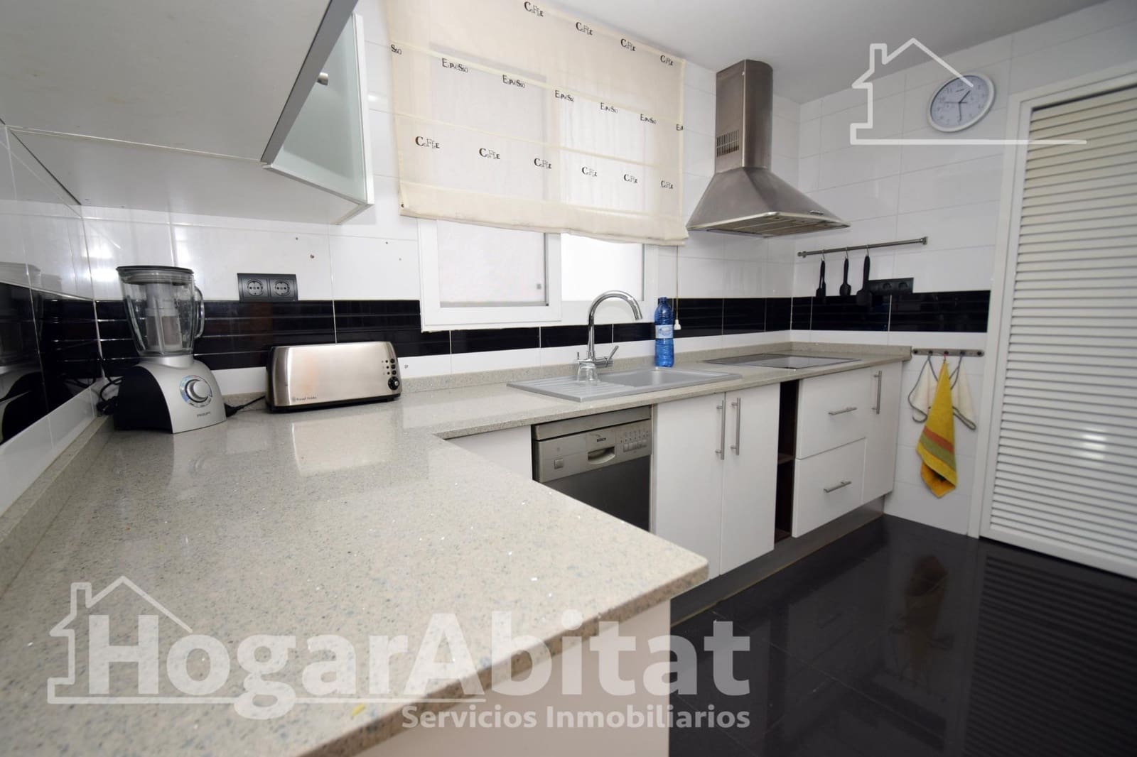 4 soveværelse Lejlighed til salg i Paterna - € 235.000 (Ref: 9427276)